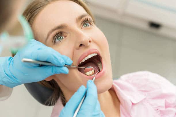 Choroby ústnej dutiny -Existuje mnoho opatrení, ktoré môžete urobiť, aby boli Vaše zuby zdravé.Udržiavanie zdravých zubov a ďasien je celoživotný záväzok.